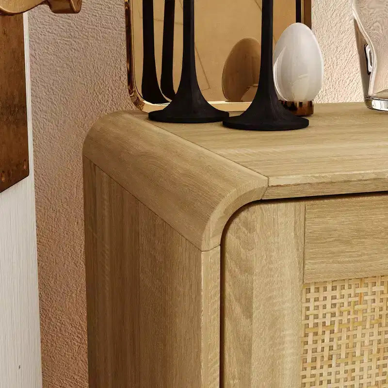 Mobile Contenitore di Ispirazione Boho con Ante in Rattan Intrecciato e Maniglie Dorate - Versatile per Camera da Letto, Studio, Ristorante e Soggiorno