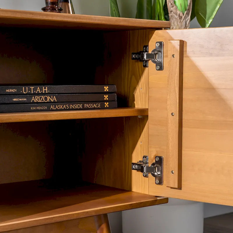 Mobile TV in legno massello Middlebrook Mid-Century da 70 pollici