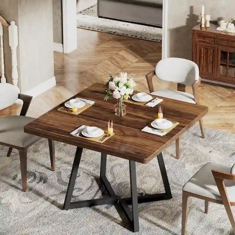 Tavolo da pranzo industriale con base in metallo