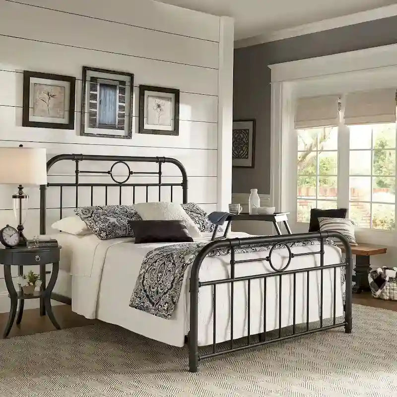 Letto in metallo nero