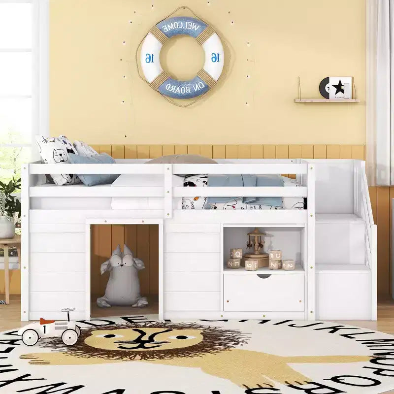 Letto a soppalco basso in legno massiccio, piazza e mezza, 94.6L x 42.3W, con scala, cassetto e mensola, design moderno e pulito