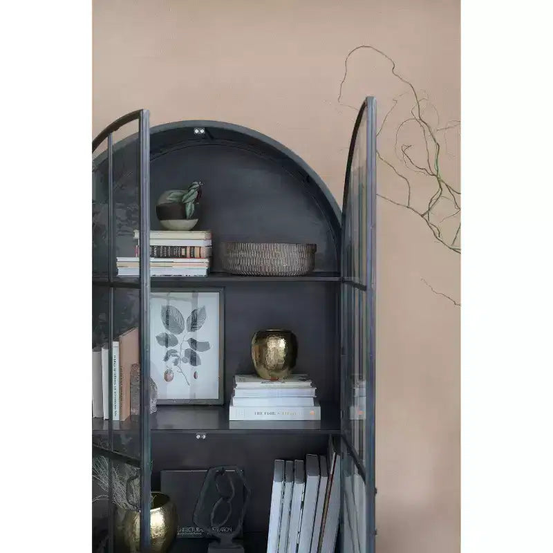 Armadietto Decorativo ad Arco da 193 cm Nero: Struttura in Ferro, Superficie in Vetro, Ripiani Fissi