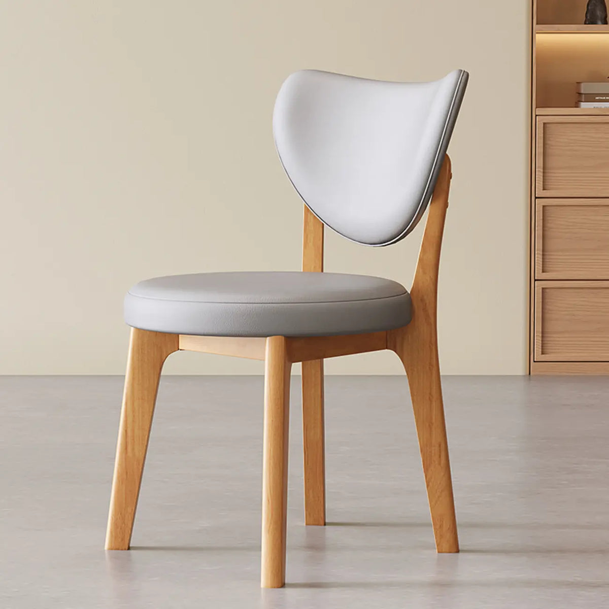Sedia da pranzo moderna senza braccioli con schienale ad ala in similpelle