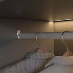 Armadio di lusso Hitow Pure Black con ante in vetro temperato, guardaroba a LED a 3 colori, organizzatore armadio camera da letto a tutta altezza, armadio per cabina armadio