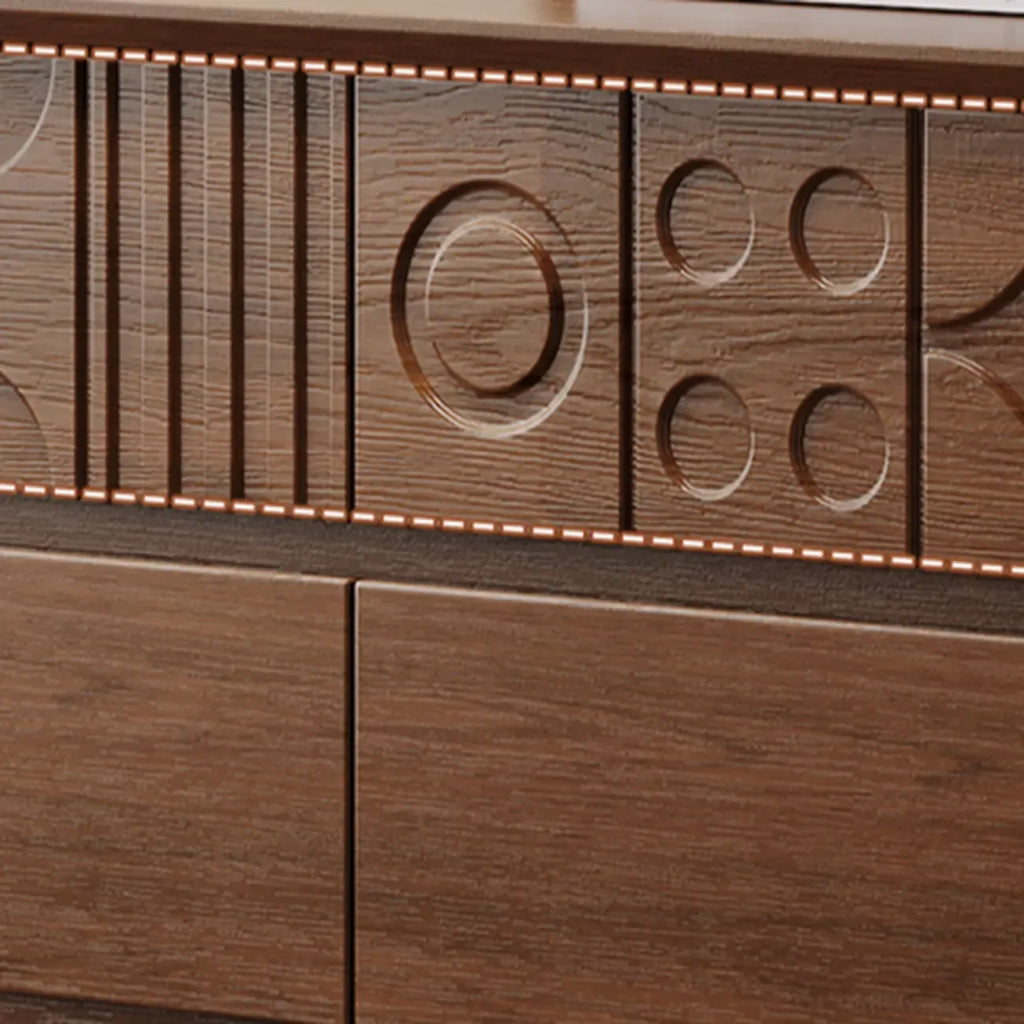 Cassettiera in legno ispirata all'Art Déco con intagli geometrici