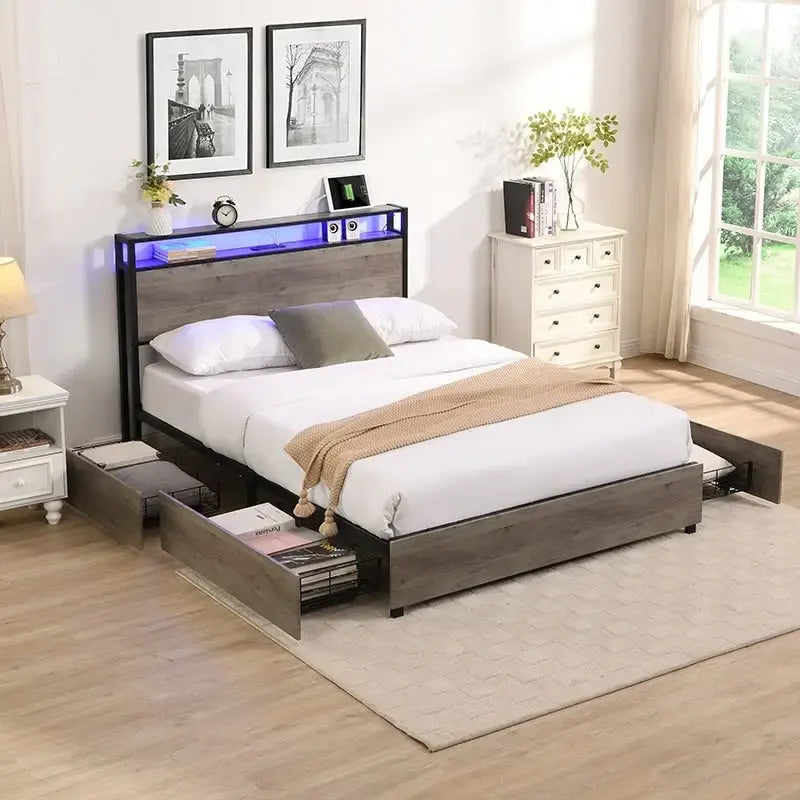 Letto a piattaforma in legno e metallo con testiera portaoggetti
