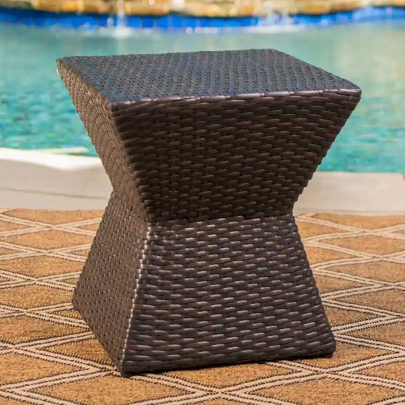 Set da conversazione in vimini quadrato a 3 pezzi Bristol Outdoor di Christopher Knight Home