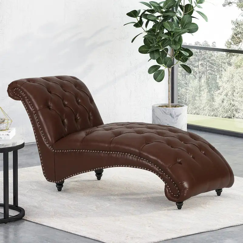 Varnell Chaise longue contemporanea con bottoni capitonné di Christopher Knight Home - 64,25 L x 29,00 P x 33,75 A