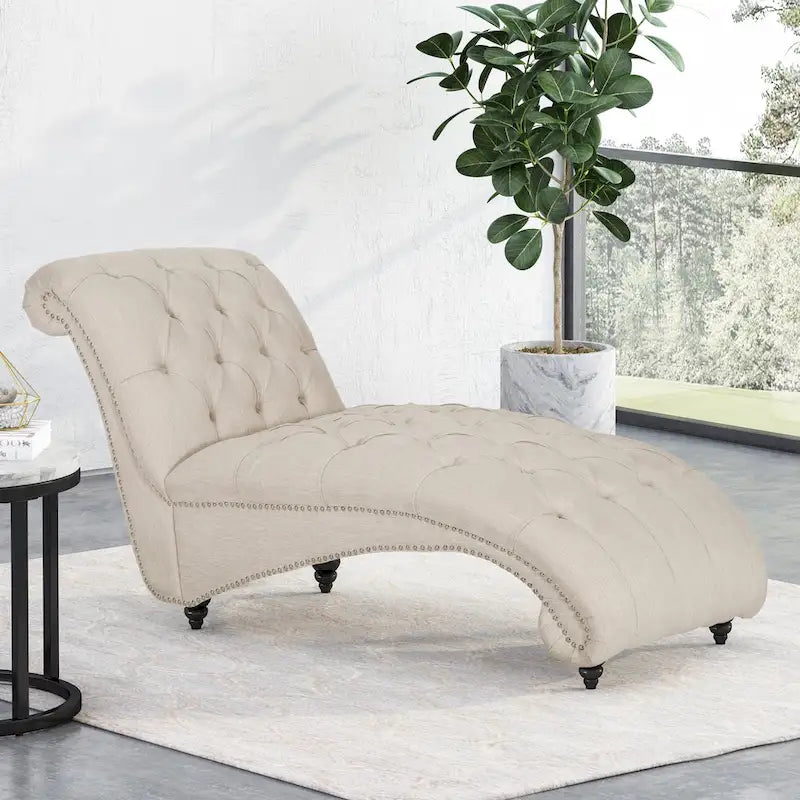 Varnell Chaise longue contemporanea con bottoni capitonné di Christopher Knight Home - 64,25 L x 29,00 P x 33,75 A