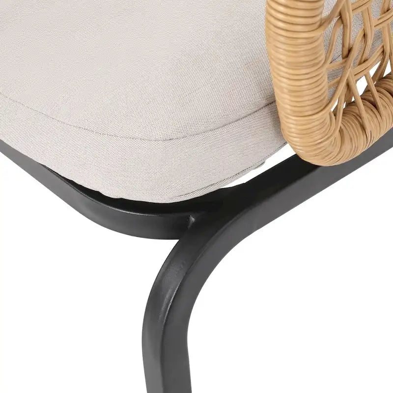Poltrona club Arias in vimini da esterno con cuscino (set da 2) di Christopher Knight Home