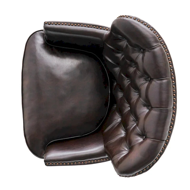 Poltrona Chesterfield in pelle marrone oversize "Tafton" di Christopher Knight Home