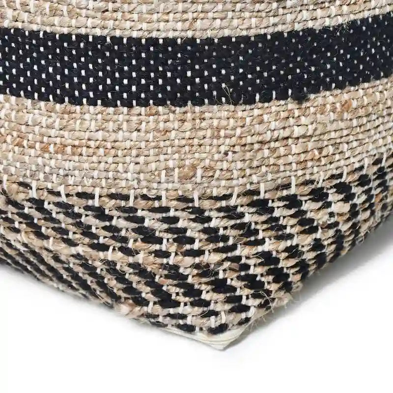 Pouf in Tessuto Bohemien Artigianale Caiman di Christopher Knight Home