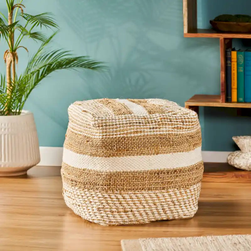 Pouf in Tessuto Bohemien Artigianale Caiman di Christopher Knight Home