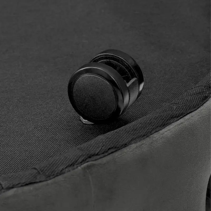 Pouf rotondo trapuntato in velluto Corvus Chesterfield con rotelle