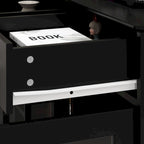 Credenza a buffet moderna con ante in vetro e struttura in legno stile colonico