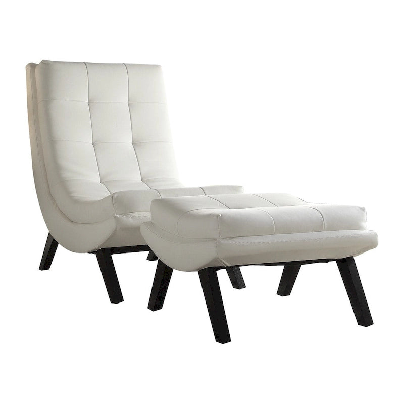 Set poltrona lounge e poggiapiedi Ornette in similpelle di Strick & Bolton