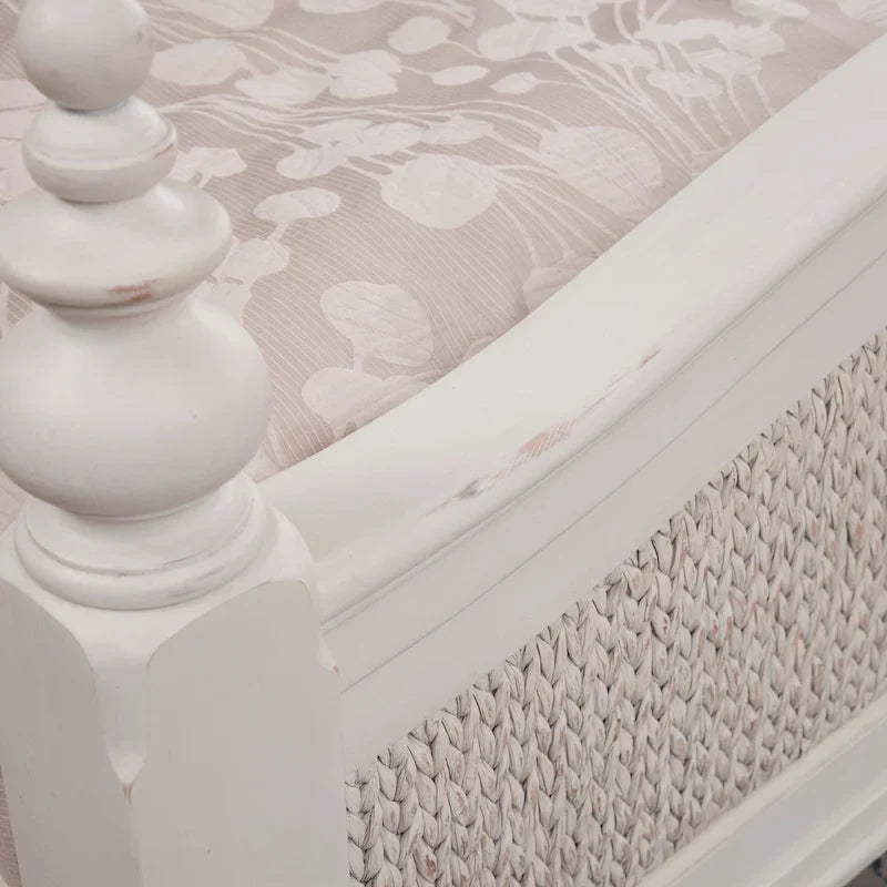 Letto a pannelli intrecciati Roanoke Dove White