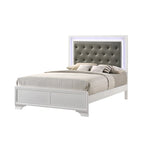Set camera da letto Kym 4 pezzi Frost a pannelli imbottiti in ecopelle con LED e capitonné