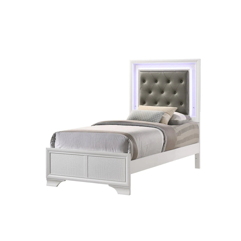 Set camera da letto Kym 4 pezzi Frost a pannelli imbottiti in ecopelle con LED e capitonné