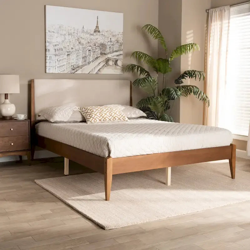 Letto a piattaforma in tessuto imbottito in legno Lenora Mid-Century Modern - Beige