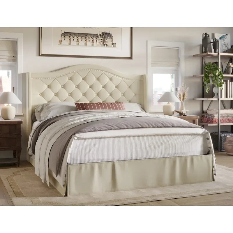 Letto a piattaforma imbottito Eleanor Tufted