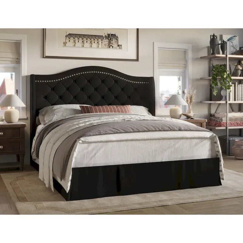 Letto a piattaforma imbottito Eleanor Tufted