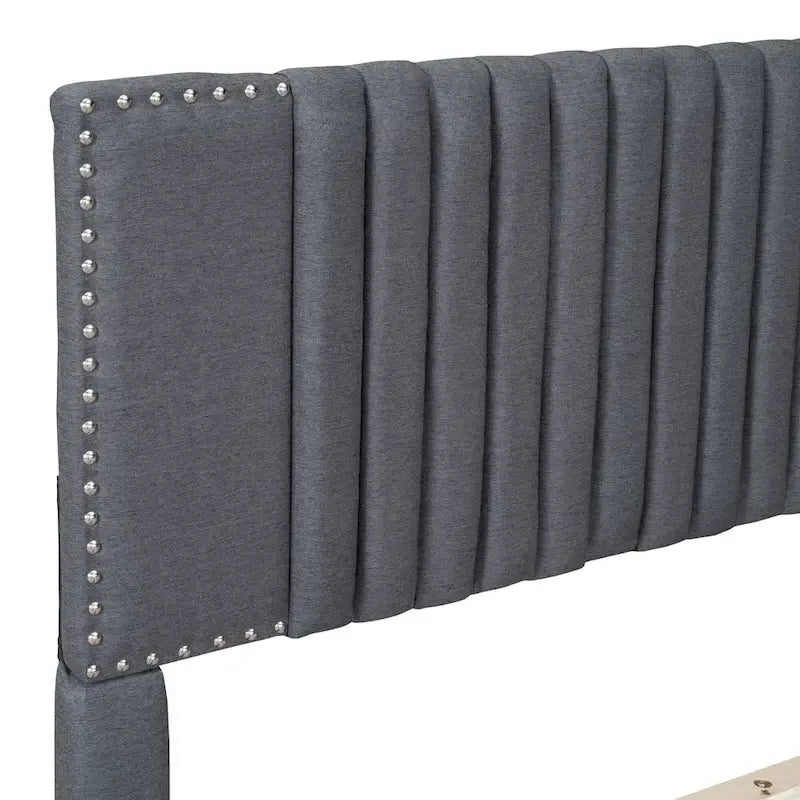 Letto a piattaforma imbottito Queen Size