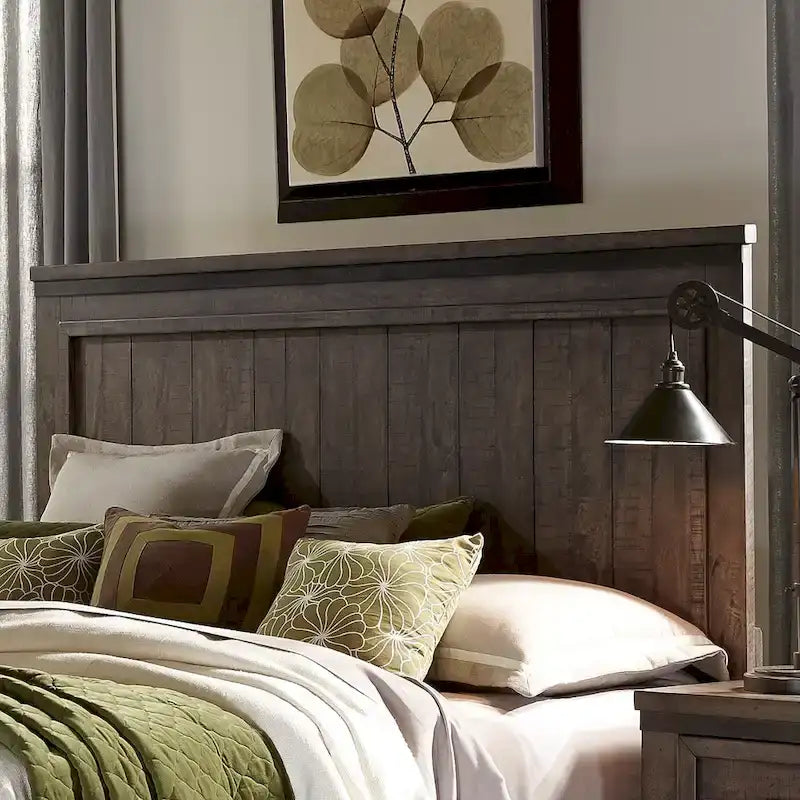 Letto con pannelli King California Thornwood Hills Rock Beaten Gray con tagli a sega