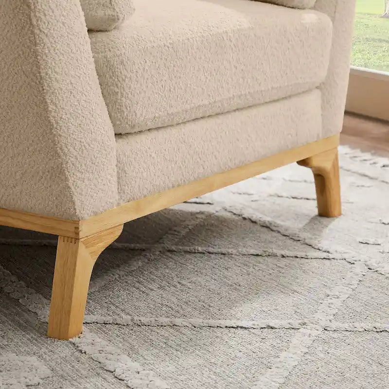 Poltrona moderna con braccioli svasati VANOMi 41.7