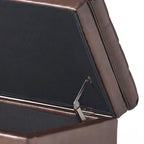 Panca contenitore classica ed elegante rivestita in tessuto con seduta decorata a bottoni capitonné