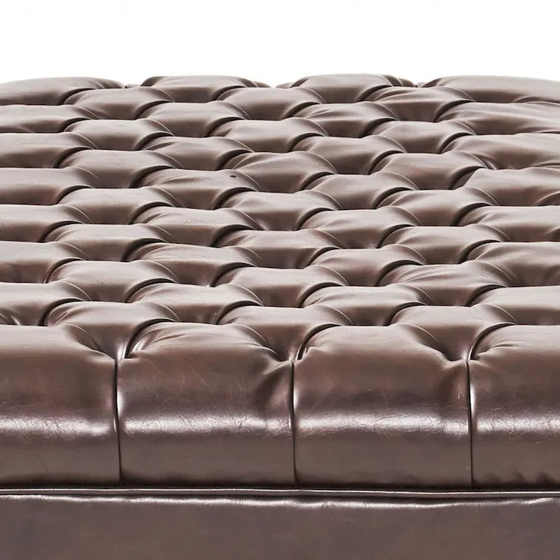 Panca contenitore classica ed elegante rivestita in tessuto con seduta decorata a bottoni capitonné
