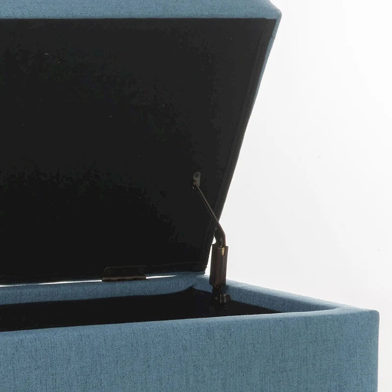 Panca contenitore classica ed elegante rivestita in tessuto con seduta decorata a bottoni capitonné