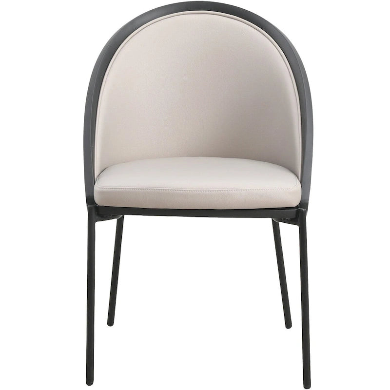 Sedia da pranzo imbottita Urbane in similpelle con gambe in acciaio verniciato a polvere di LeisureMod