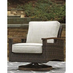 Signature Design by Ashley Rodeway South marrone Pacchetto da esterno 3 pezzi - 32L x 37P x 37A