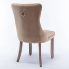 Sedia da pranzo di lusso con schienale trapuntato, rivestimento in velluto contemporaneo, gambe in legno massello e borchie decorative, set da 2 pezzi