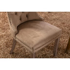 Sedia da pranzo di lusso con schienale trapuntato, rivestimento in velluto contemporaneo, gambe in legno massello e borchie decorative, set da 2 pezzi