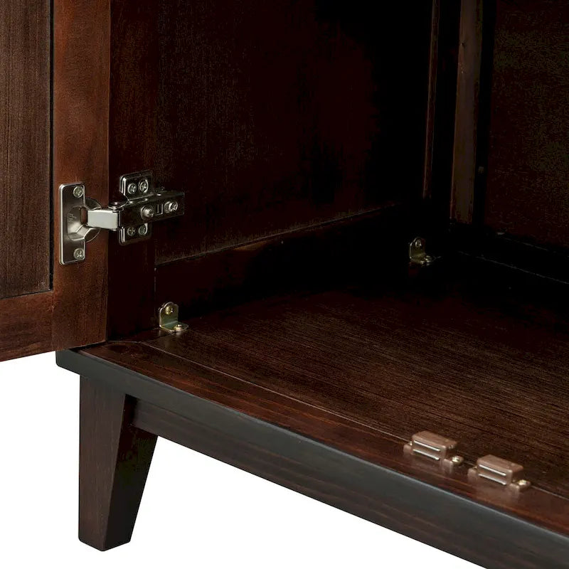 Credenza grande con ripiani regolabili e maniglie in metallo