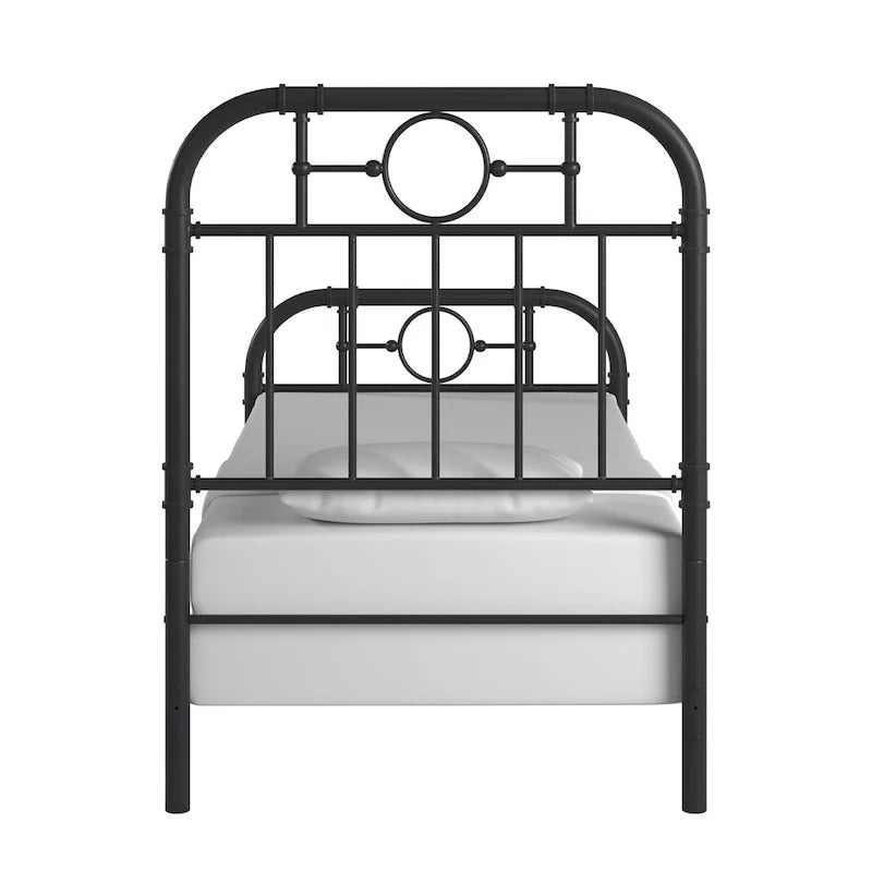Letto in metallo nero