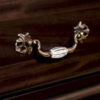 Comò e specchio tradizionali a 9 cassetti in 2 pezzi Vame di Furniture of America