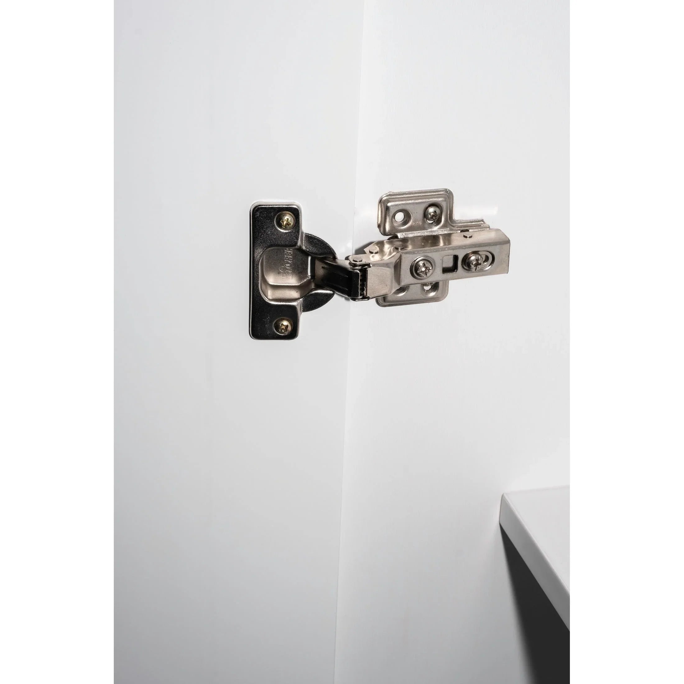 Palace Imports Armadio Kyle a 4 Ante in 100% Legno Massello con Ante in Legno Massello o a Specchio